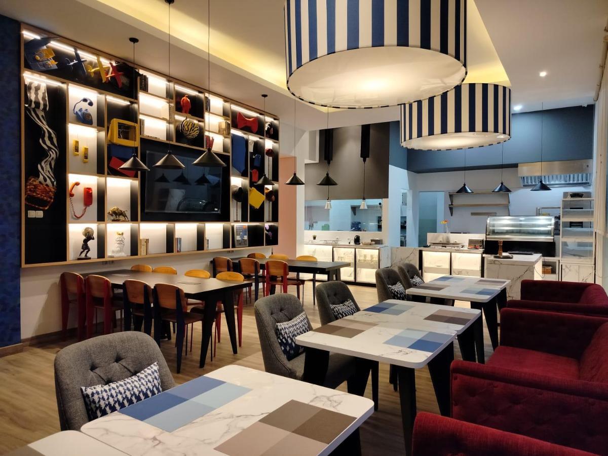 Moritz Biz Gandaria Hotel Jakarta Kültér fotó